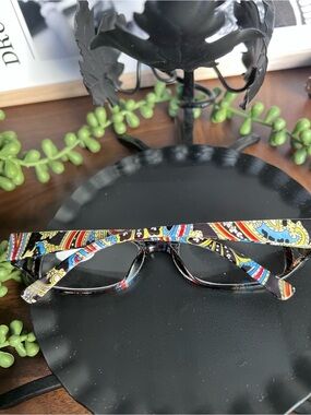 Colorful, flowery -Pattern Women's ordinary non-prescription Reading Glasses.